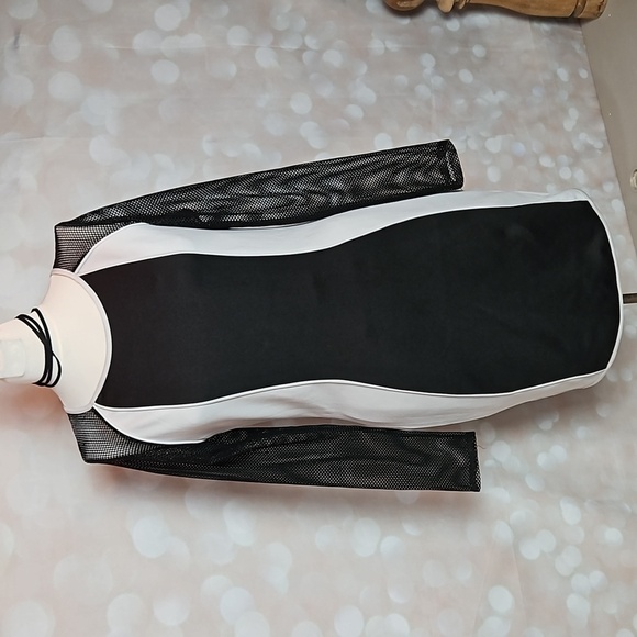 Romeo & Juliet Couture Dresses & Skirts - Romeo & Juliet Couture | Black and White Form Fitting Dress